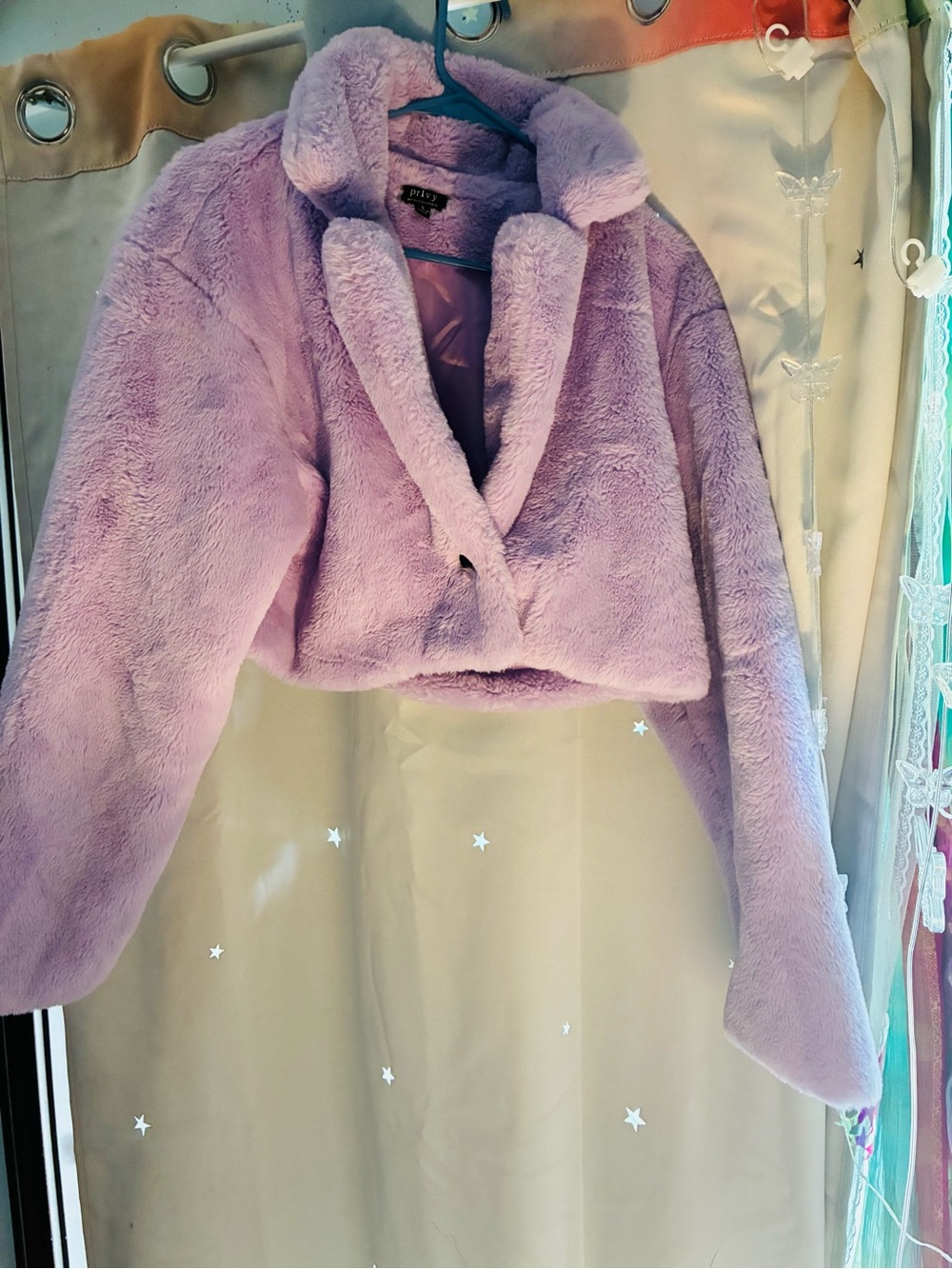 PRIVY Plush Faux Fur Jacket in Light Lavender